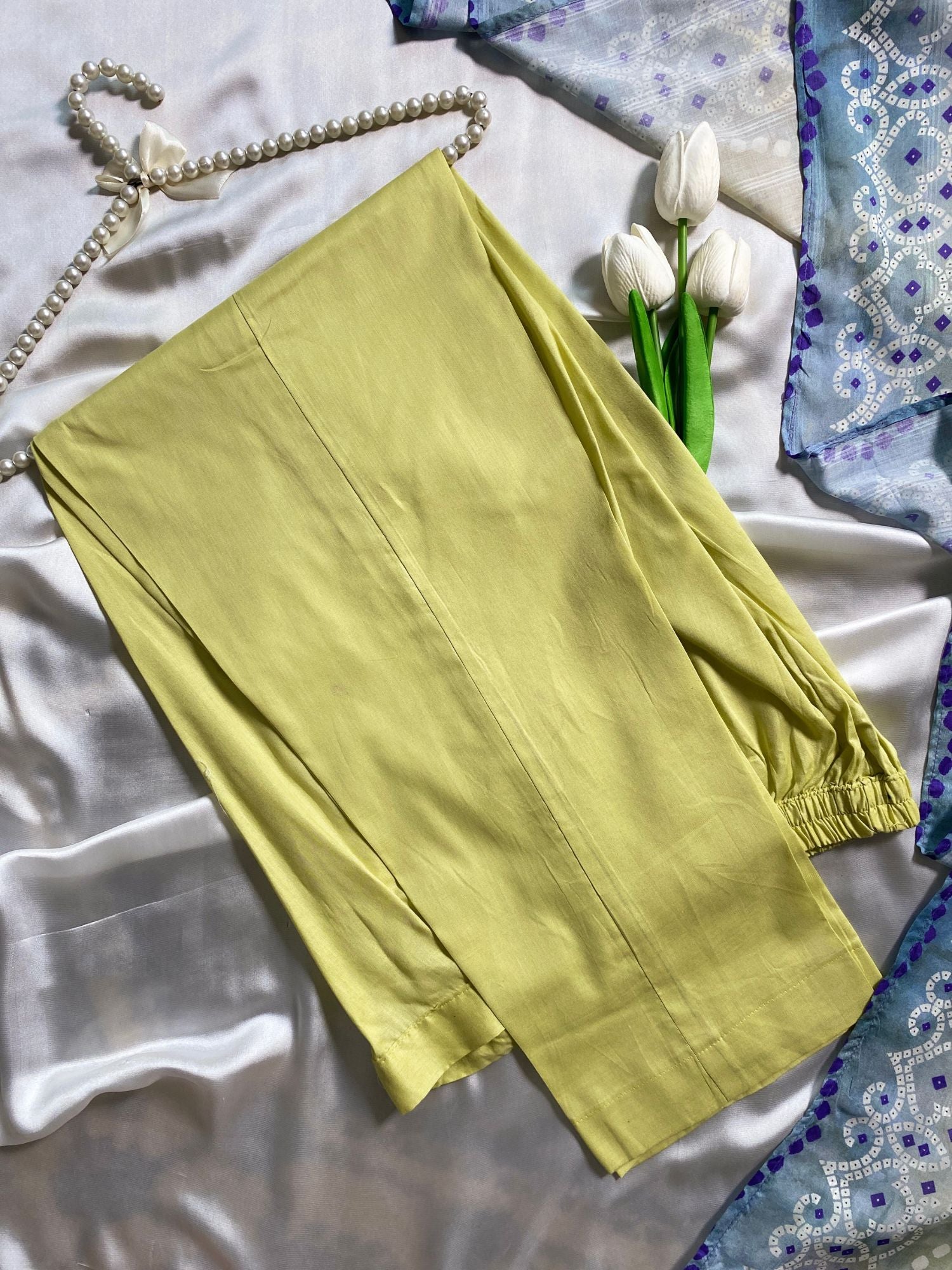 LAWN UNSTITCHED 11