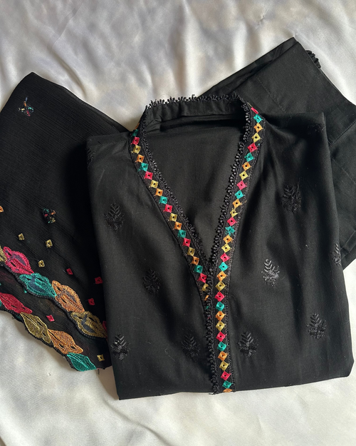 BLACK 3PC STITCHED