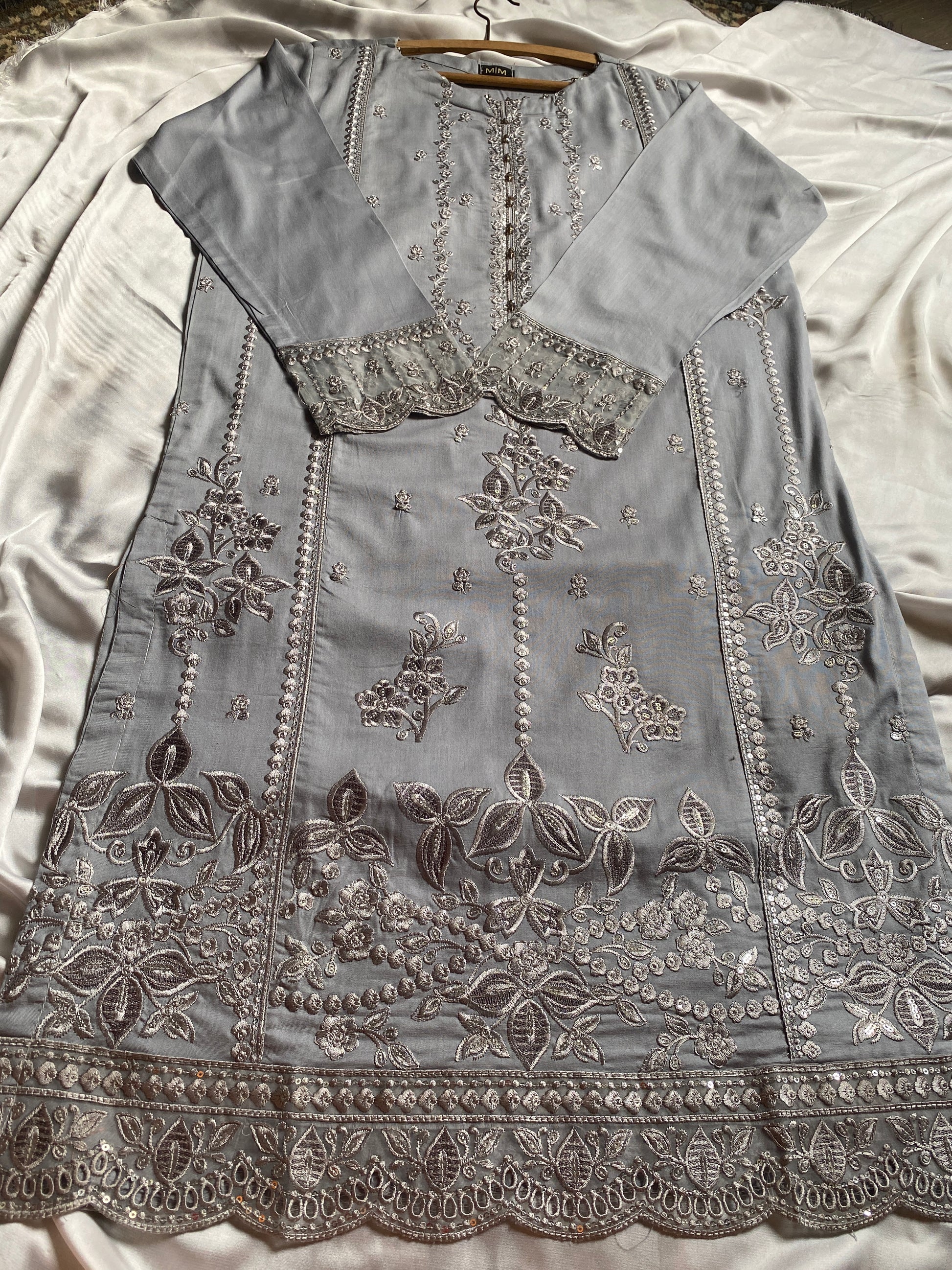 GRAY 3PC STITCHED