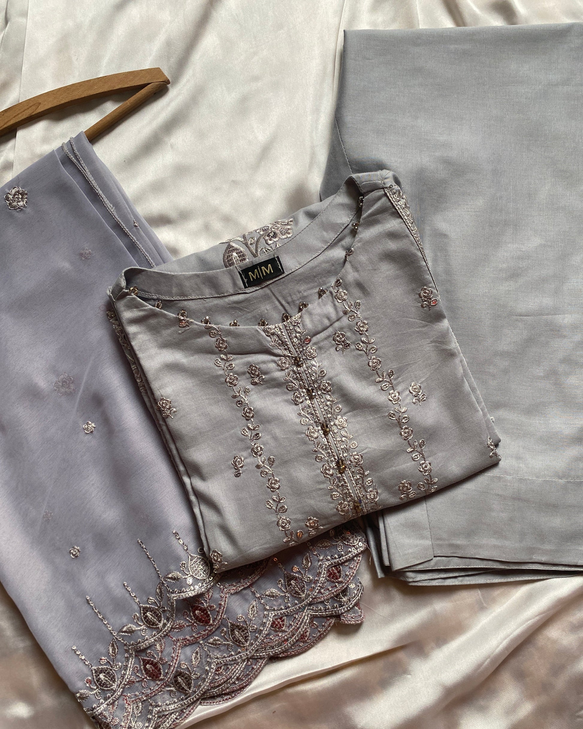 GRAY 3PC STITCHED