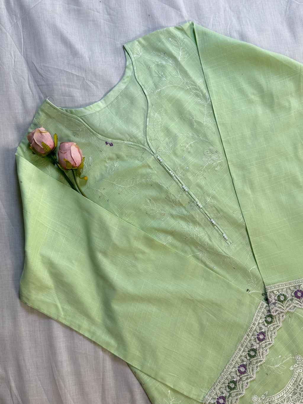 MK LIGHT GREEN