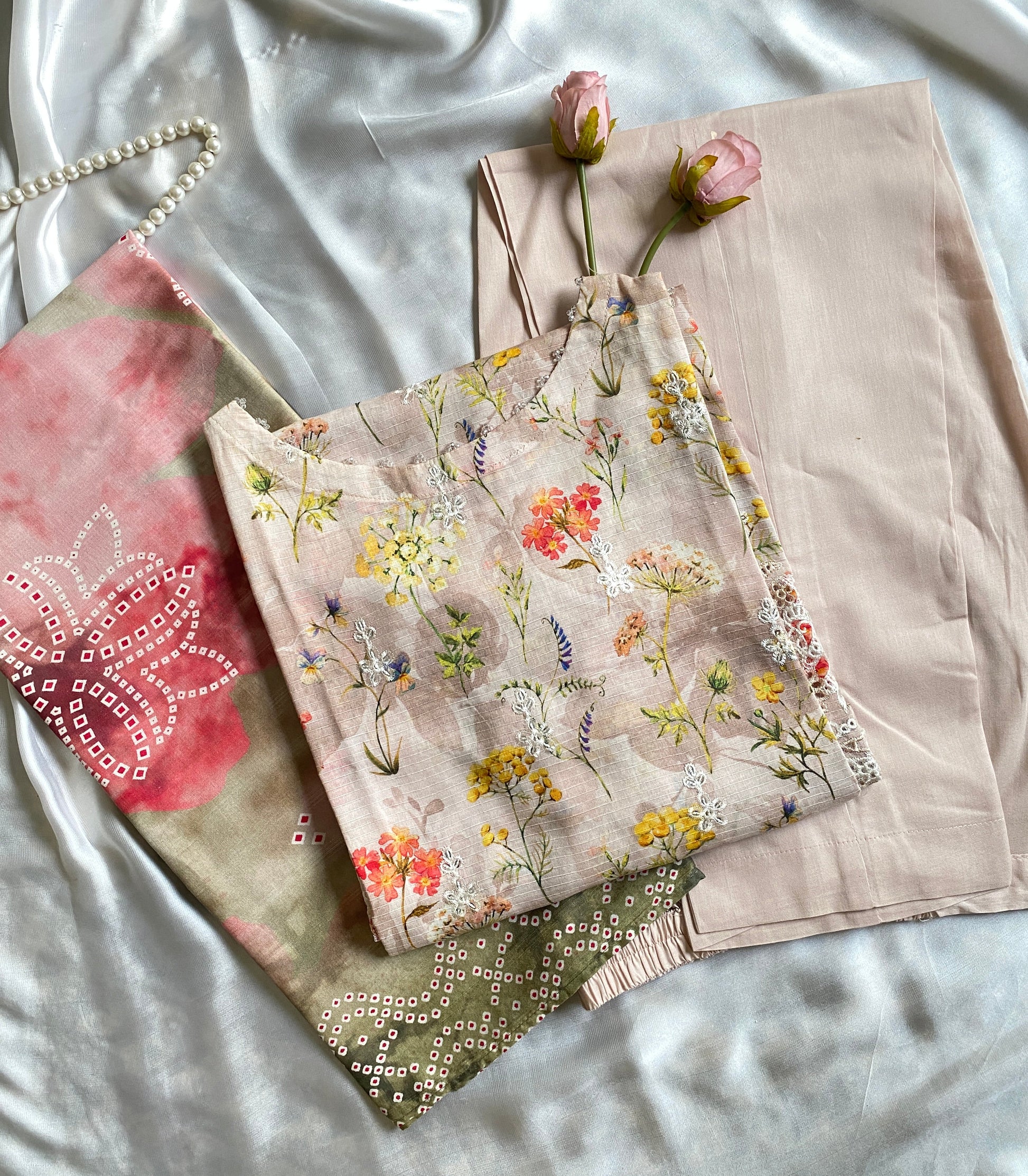LAWN UNSTITCHED 13