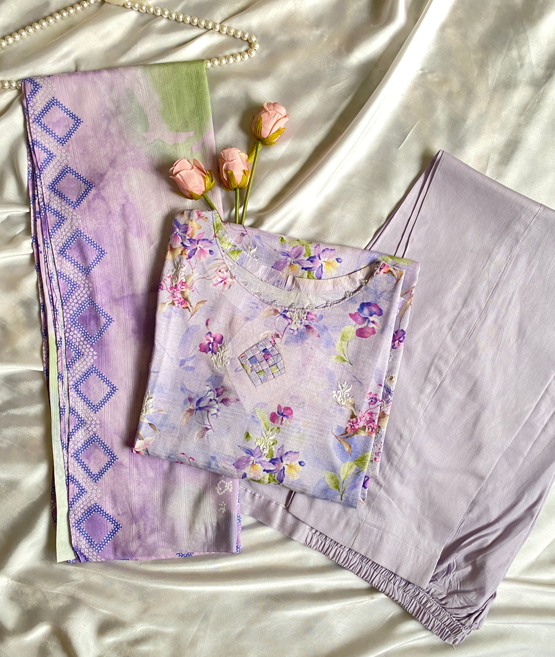 LAWN UNSTITCHED 16