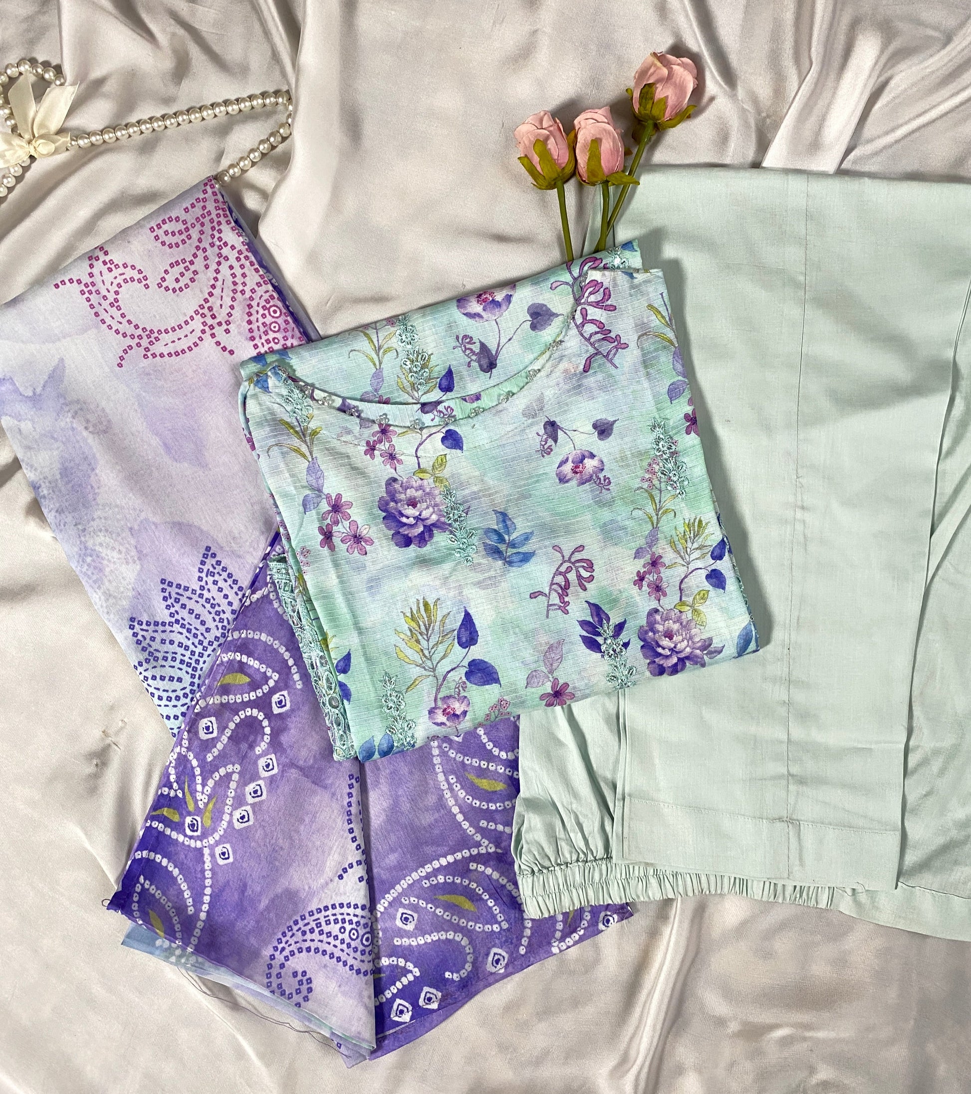 LAWN UNSTITCHED 12