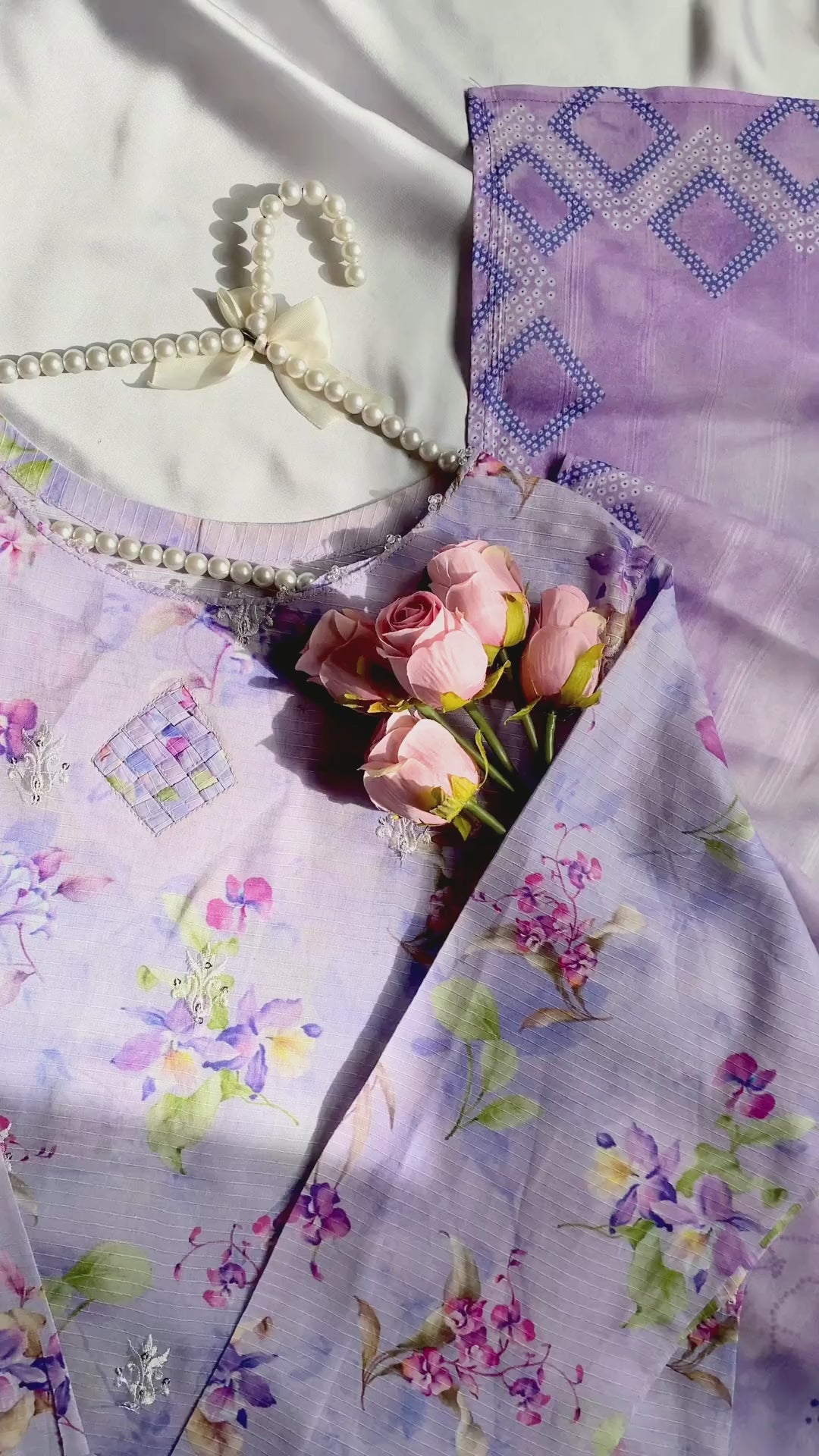 LAWN UNSTITCHED 16