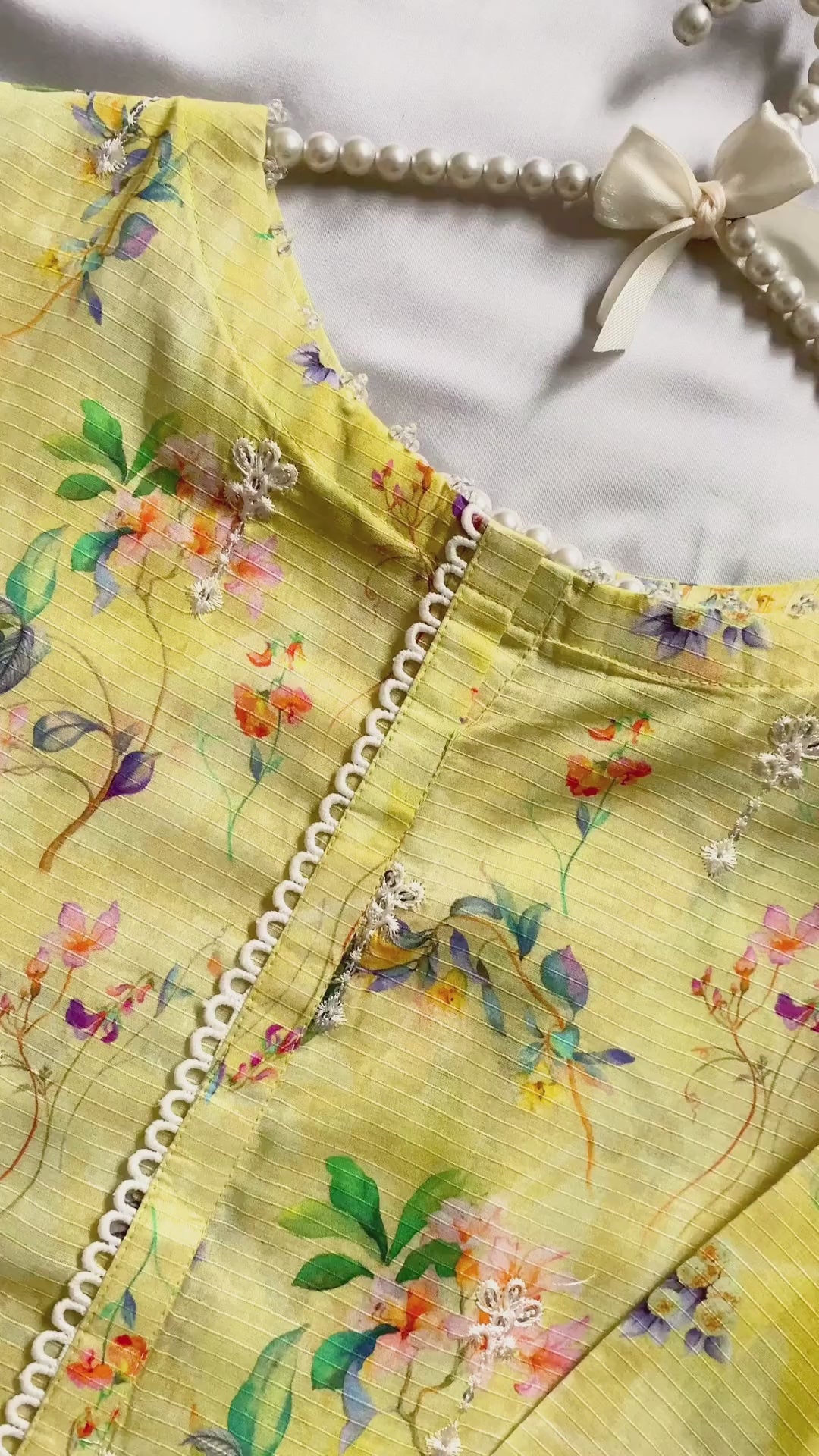 LAWN UNSTITCHED 11