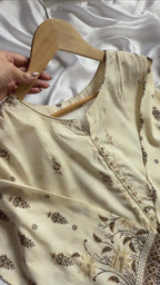 NR IVORY